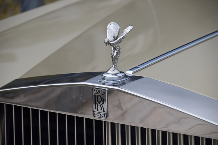 Rolls-RoyceSilverSpur_03.JPG